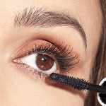 Honest Beauty 2-in-1 Extreme Length Clean Mascara + Lash Primer | Lengthening + Volumizing | EWG Verified, Vegan + Cruelty Free | Black, .27 fl oz - Image 7